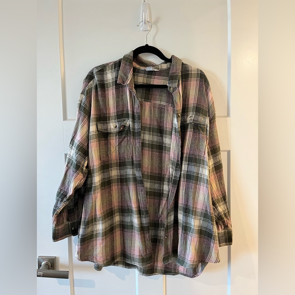 Old navy neutrals & pink flannel